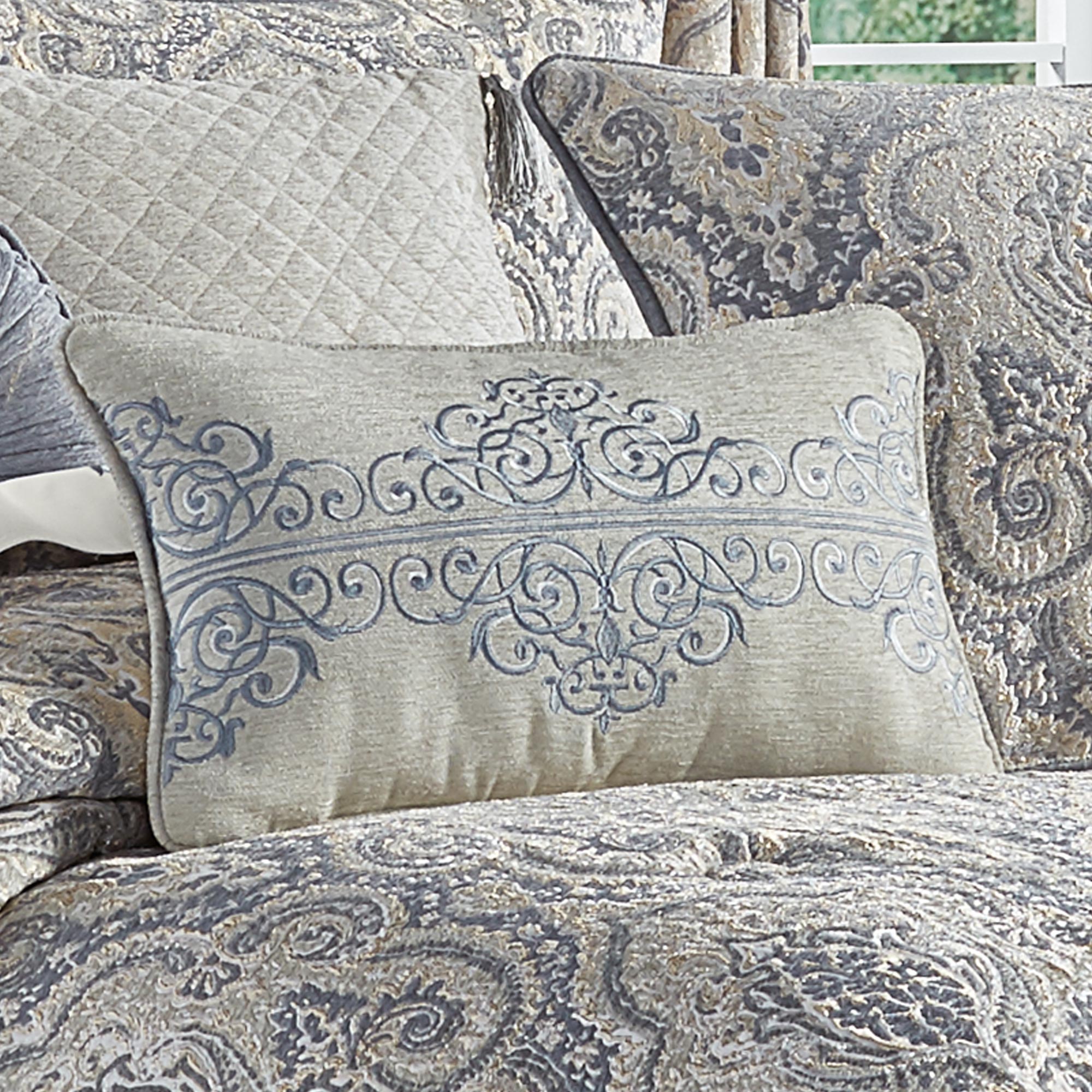 aidan-boudoir-decorative-throw-pillow