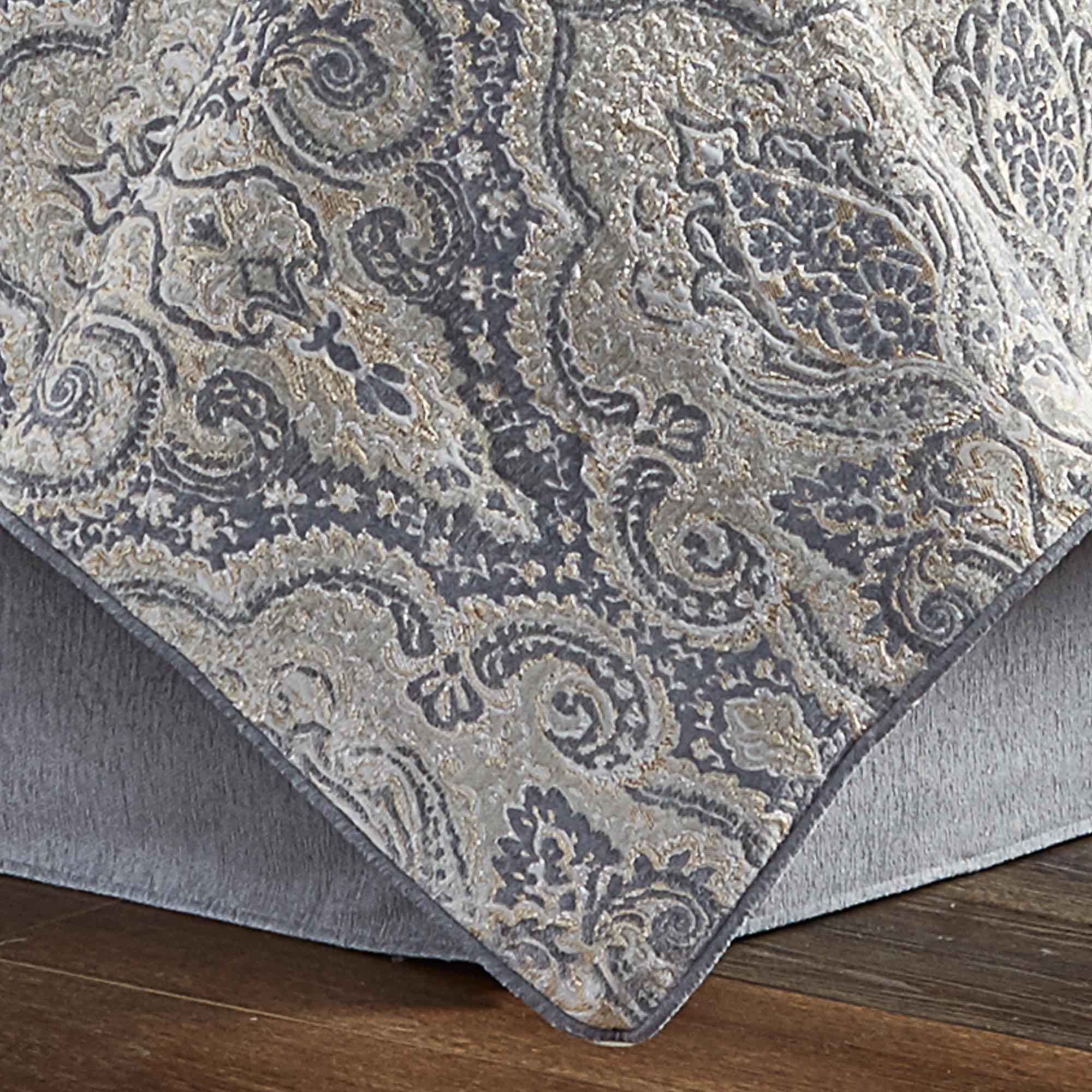 aidan-king-4-pieces-comforter-set-3