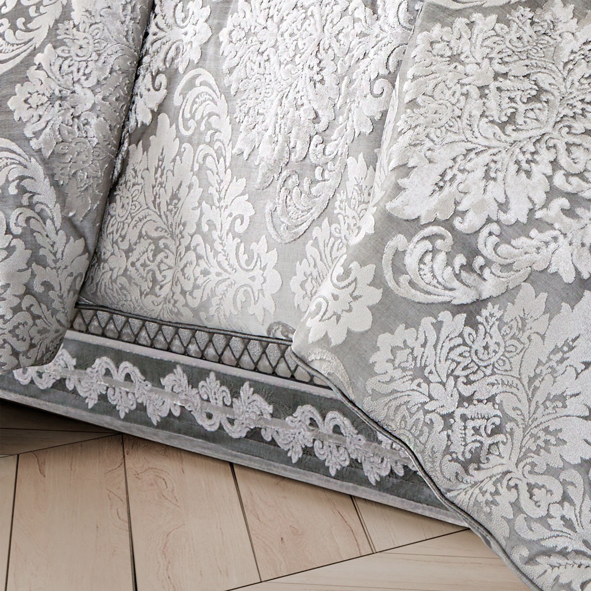 bel-air-bedskirt-silver