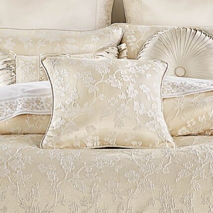 J. Queen New York Blossom View