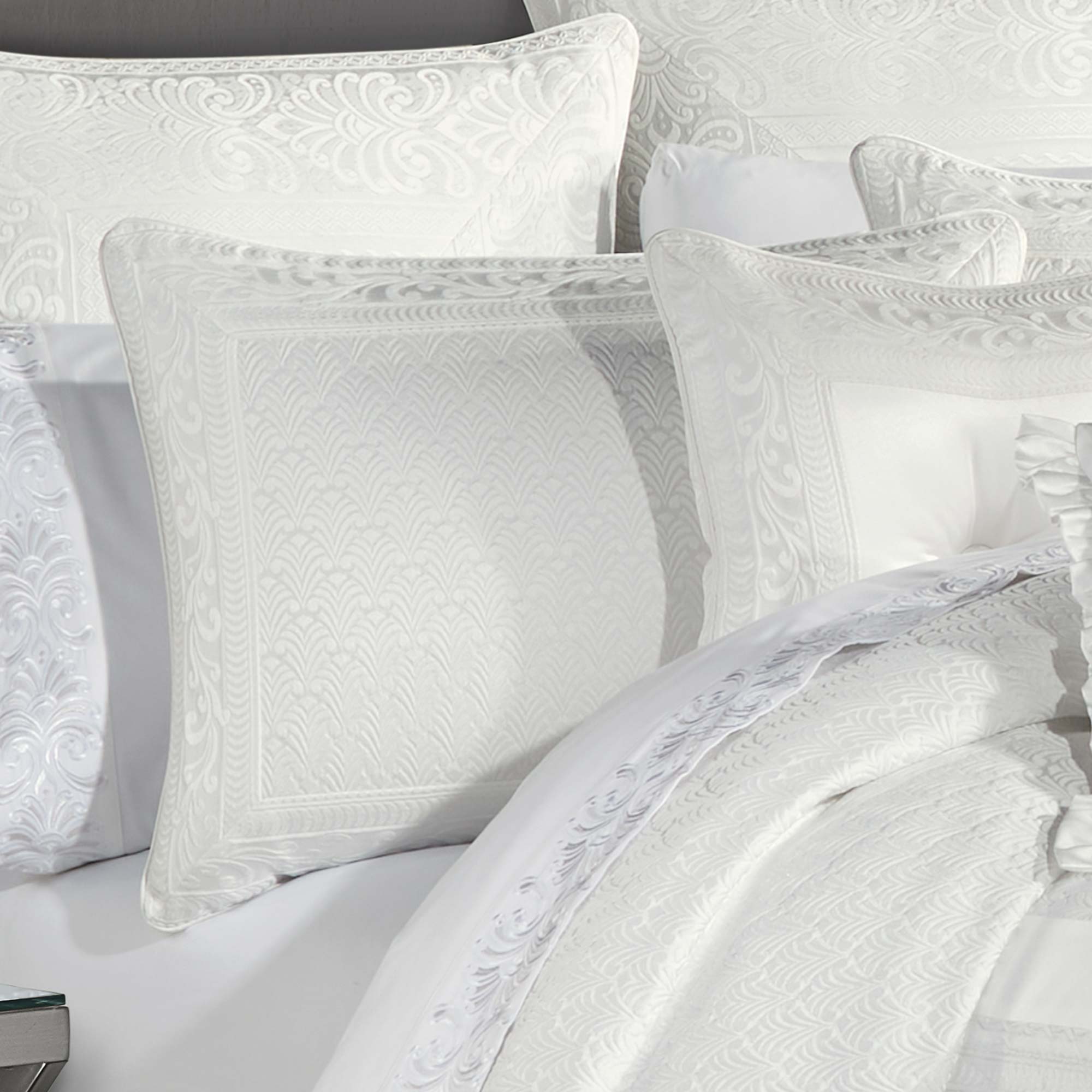 epic-california-king-4-piece-comforter-set-white-2