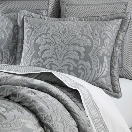 Leonardo 4 Piece Comforter Set in Charcoal by J.Queen New York