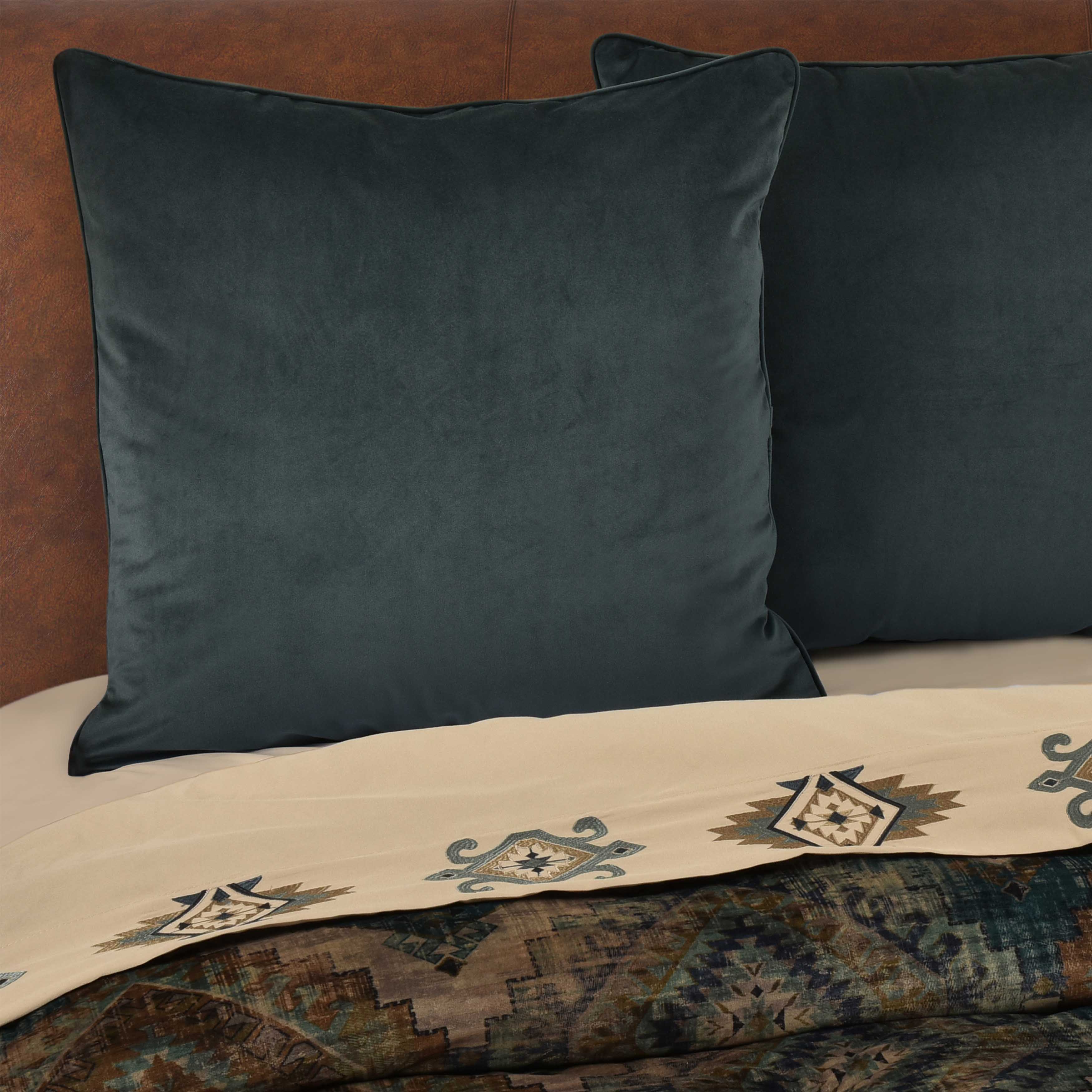 BajaTealEuroSham_0a0f0d0f-a076-47bc-a6ee-ea4860da43c6