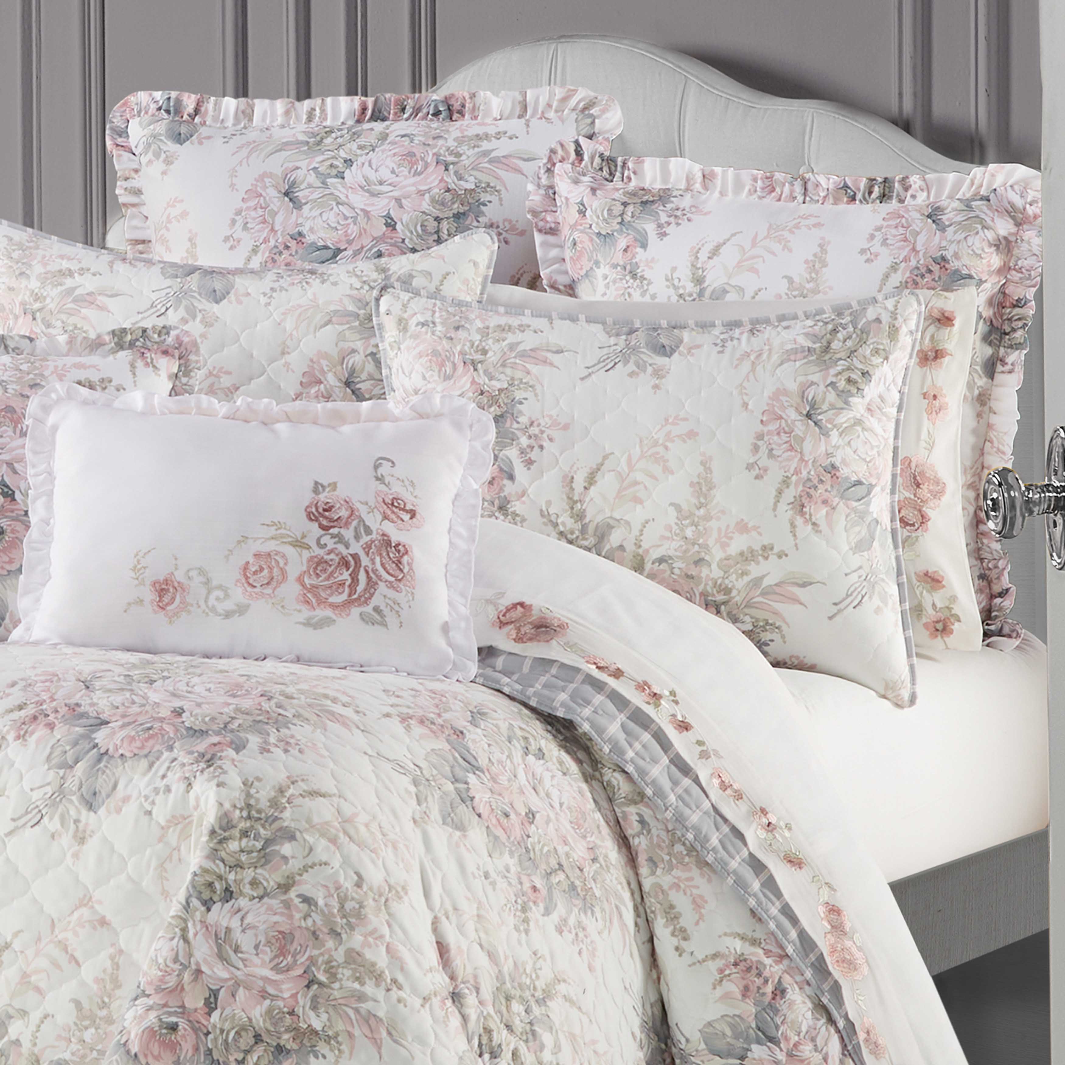 EstelleBlush3-PieceQuiltSet-2