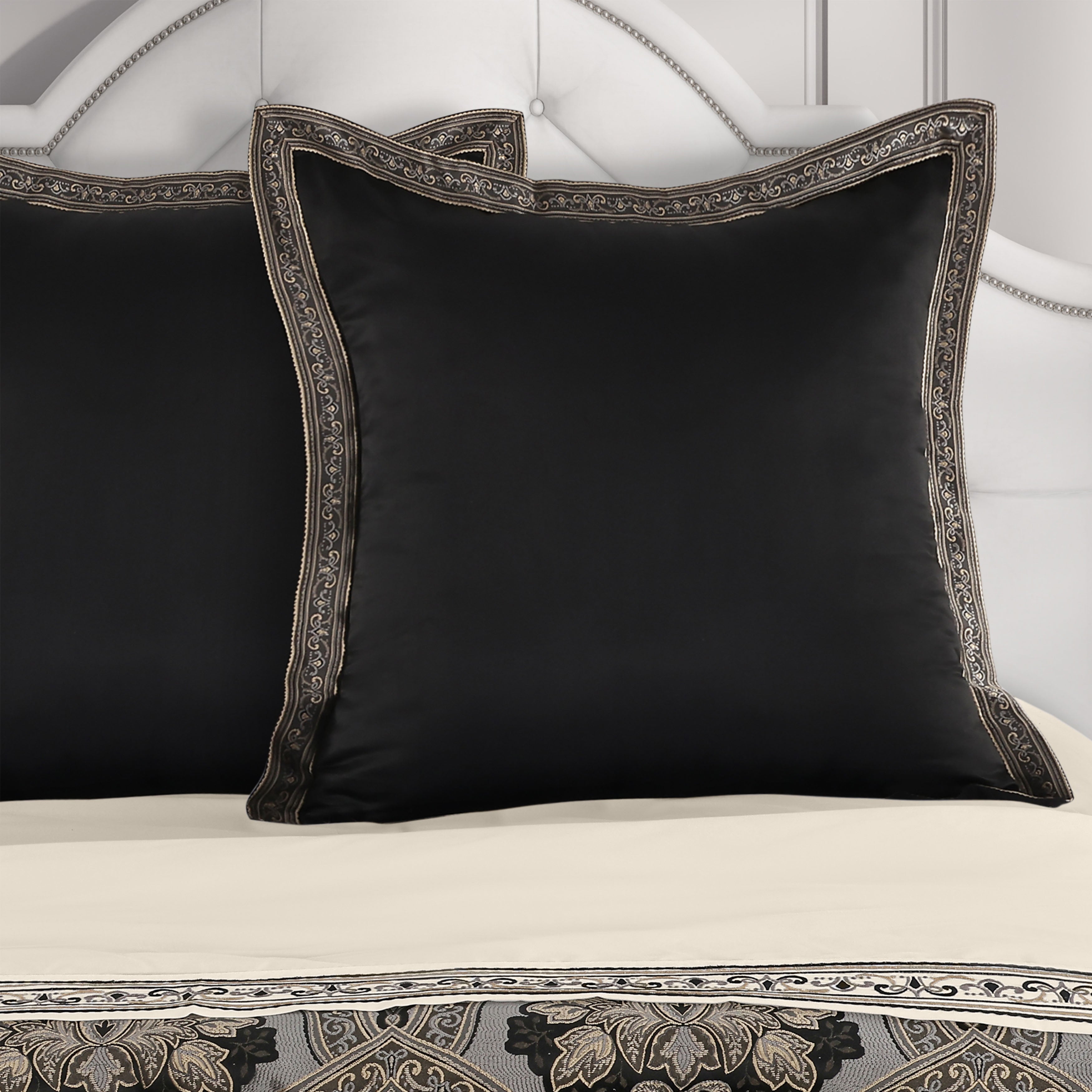 HarrimanBlackEuroSham-3