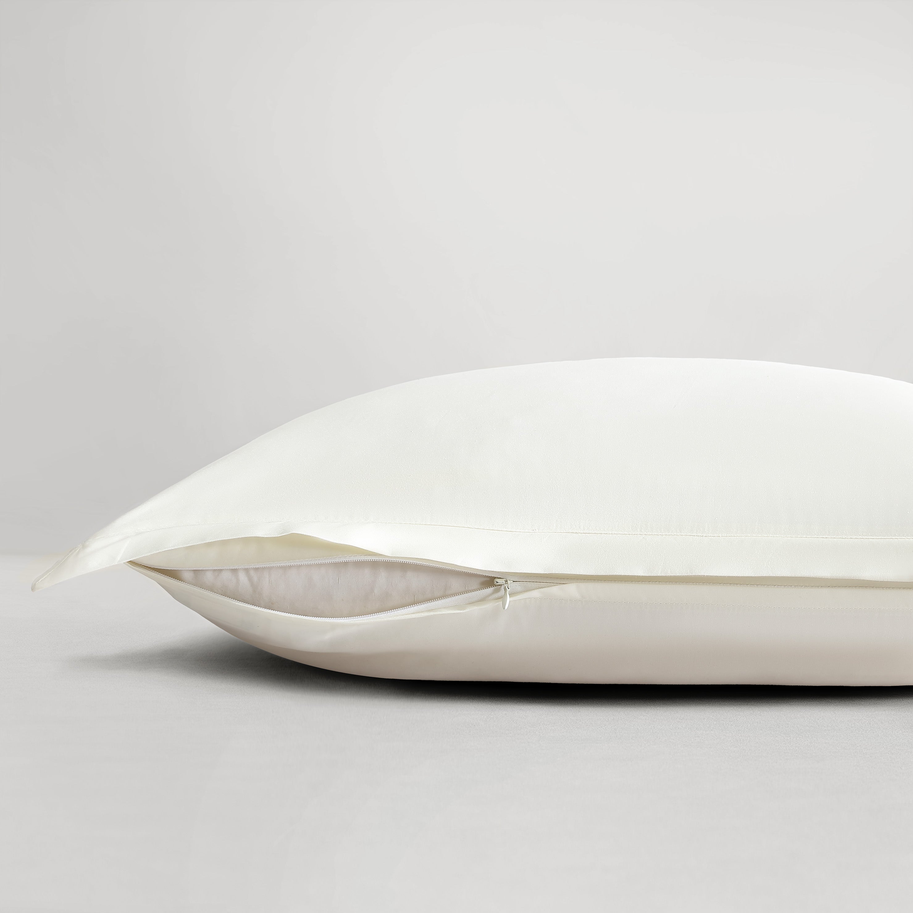 UltrasateenEuroshamIvory-Shot2