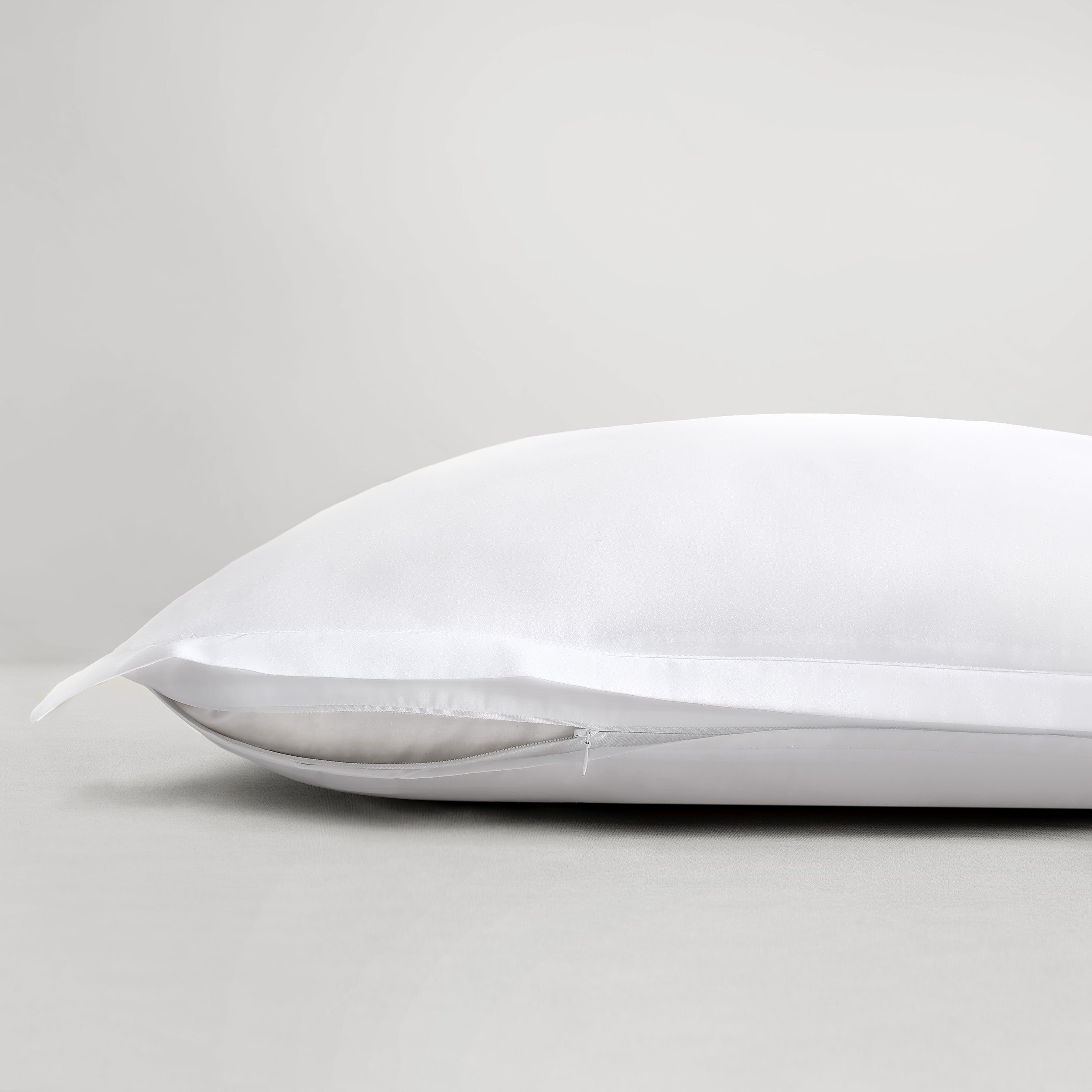 UltrasateenEuroshamWhite-Shot2